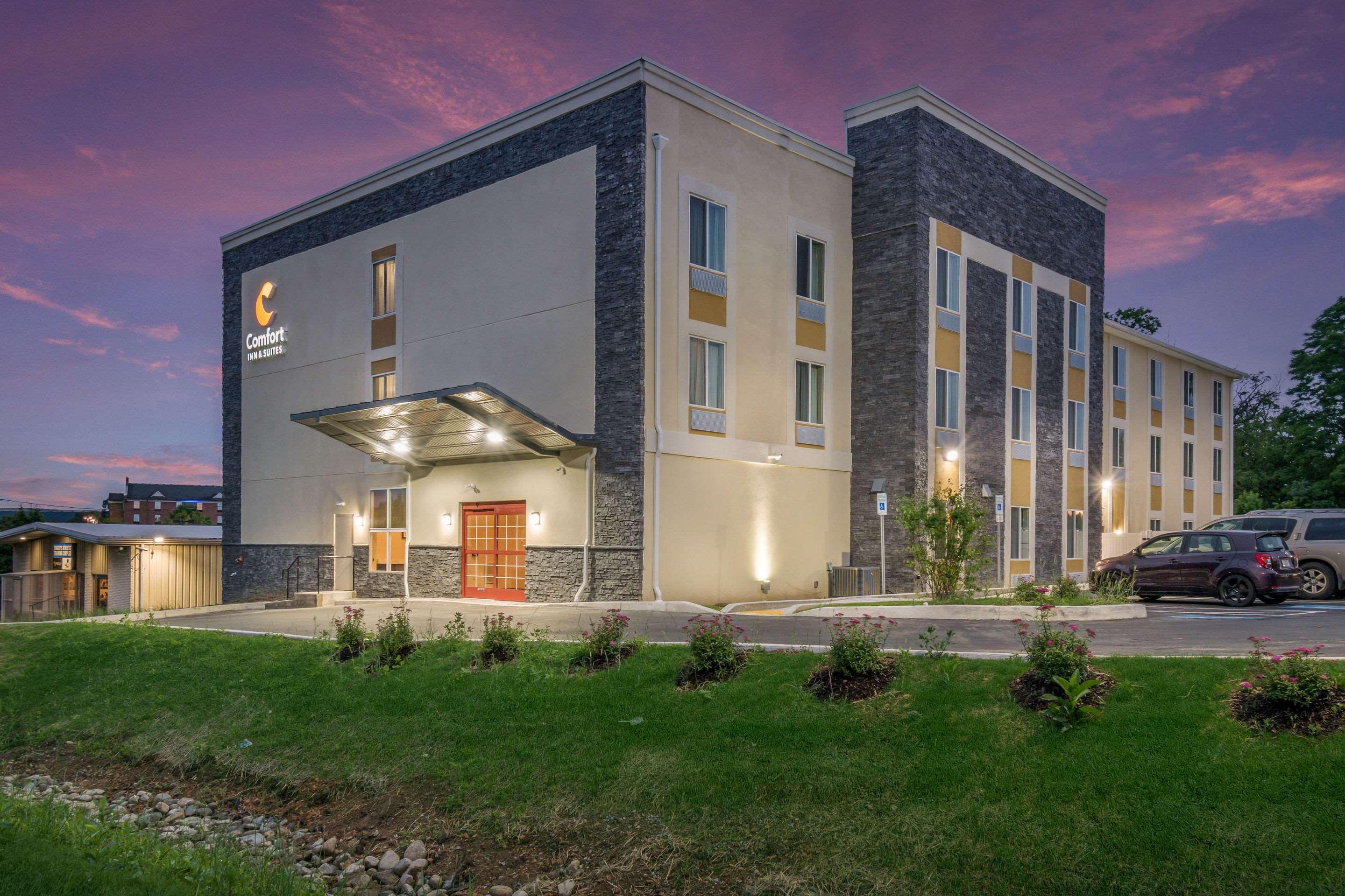 Hotel Comfort & - Hershey West Harrisburg
